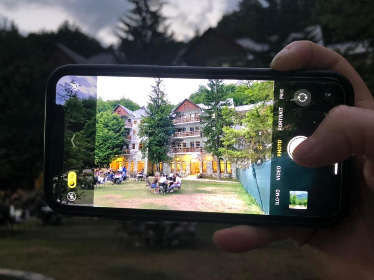 Hotel Fusha E Gjese Валбона Экстерьер фото