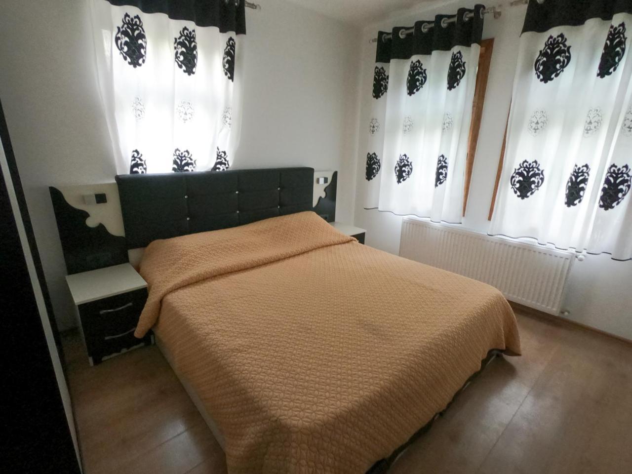 Hotel Fusha E Gjese Валбона Экстерьер фото